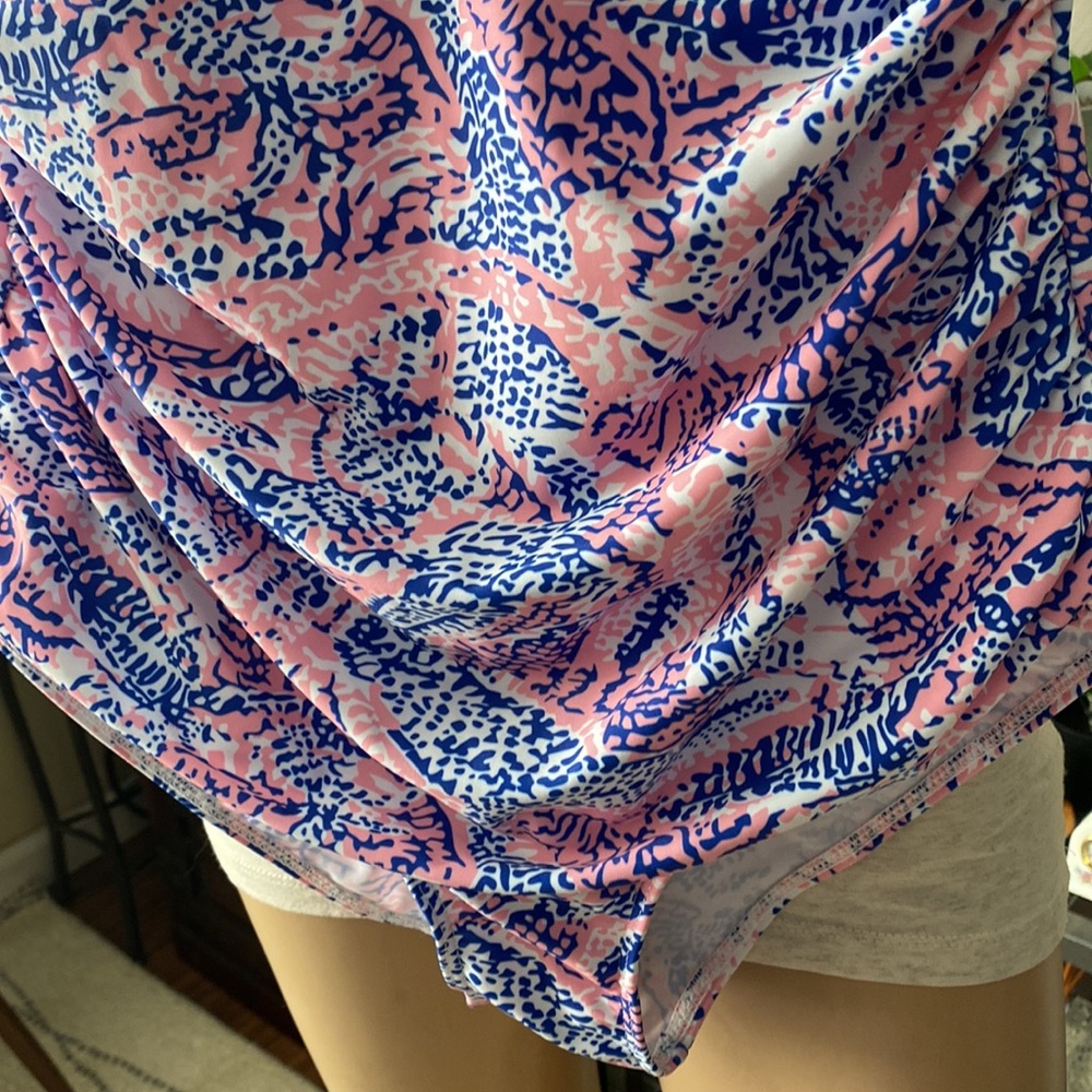 Bathing Suit (LR2) - Picture 4 of 9